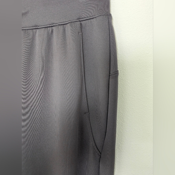 UNDER ARMOUR Women's UA IWD  Performance Pants Snap Panels Purple Size XS EUC - Picture 5 of 13